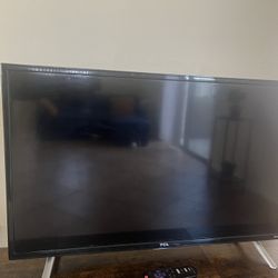 32 Inch TCL TV With Remote
