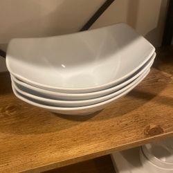 Large Beautiful Serving Bowls By “On The Side” Set Of 4