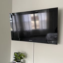 Sony 32” HD Flatscreen TV 