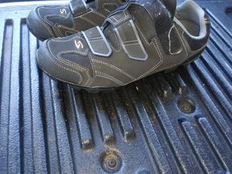 Serfas cycling shoes