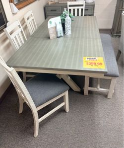 Six piece dining  set