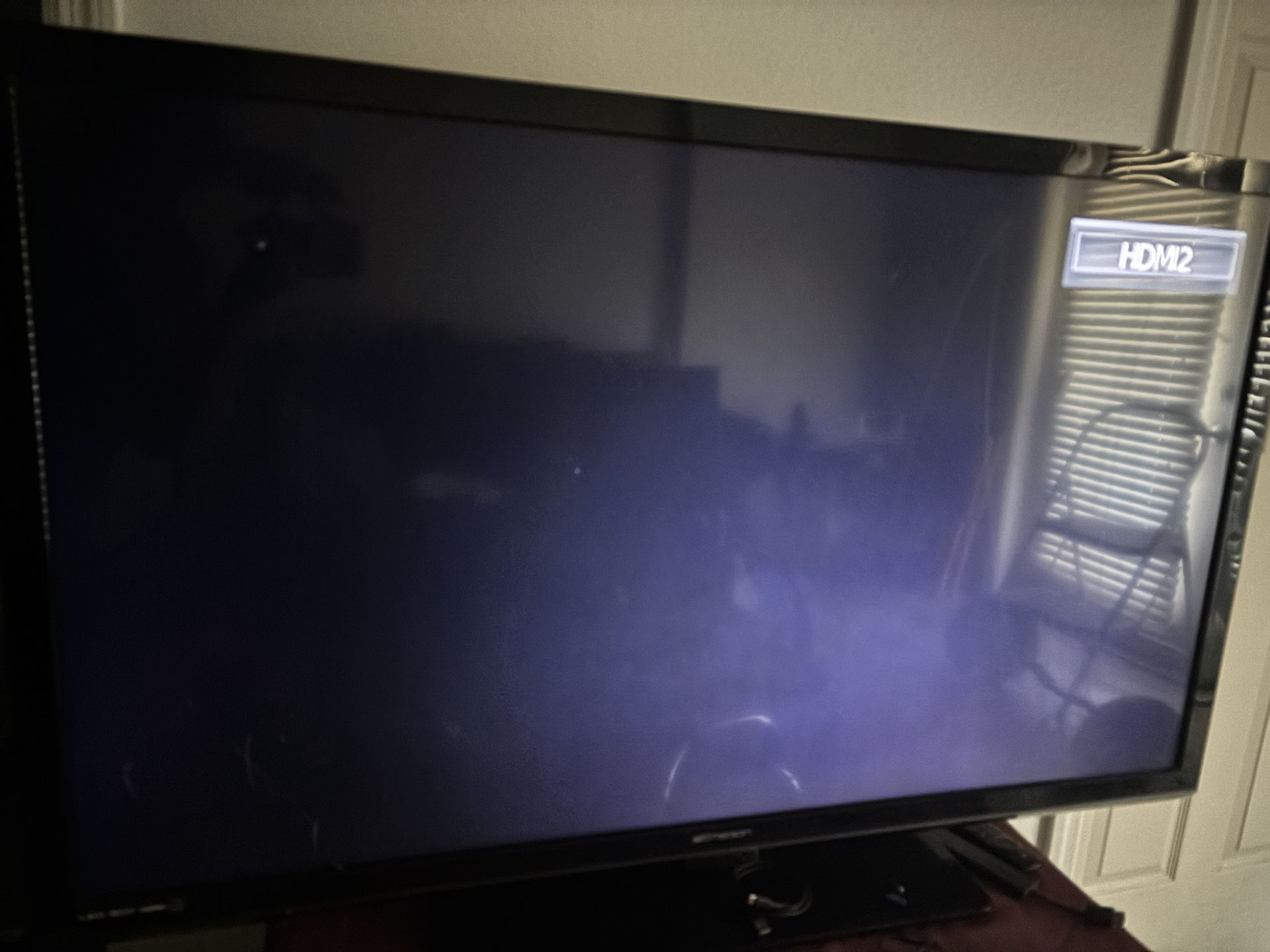48” Emerson tv