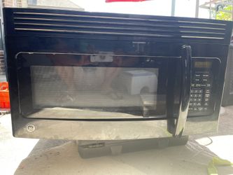 Household microwave oven General Electric, model JVM3150DF1BB