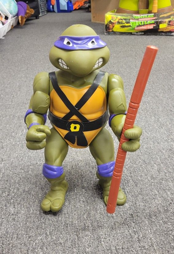 Vintage TMNT 13” Inch Donatello Giant Figure