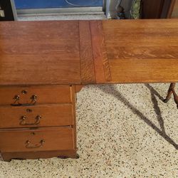 ANTIQUE SOLID TIGER STRIPE GRAIN WOOD SEWING TABLE / OFFICE DESK ON WHEELS