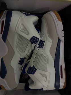 Jordan 4’s men’s size 9/10/11