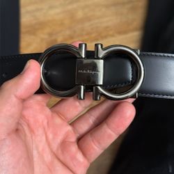 Black Ferragamo Men’s Gancini Leath Belt