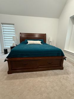 Ashley Furniture King Size Storage Sleigh Bed