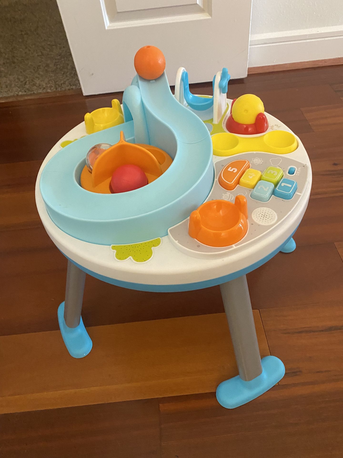 Baby/Toddler Activity Table – Ball Drop & Light-Up Buttons