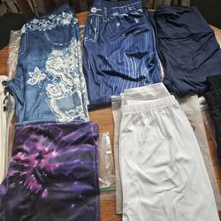 Women's Leggings and Capri Pants 