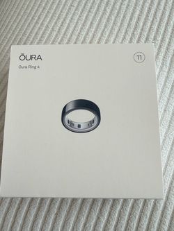 Oura Ring 4 Black Size 11 - never opened still in original packaging from manufacturer