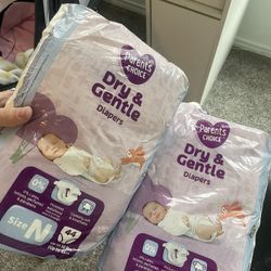 diapers 