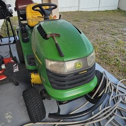 John Deere L110 Automatic Riding Mower 
