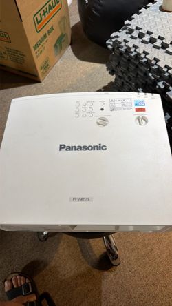 Panasonic PT-VMZ51S Laser Projector – 5,200 Lumens