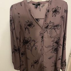 Forever 21 Mauve Floral Print Button-Up Blouse