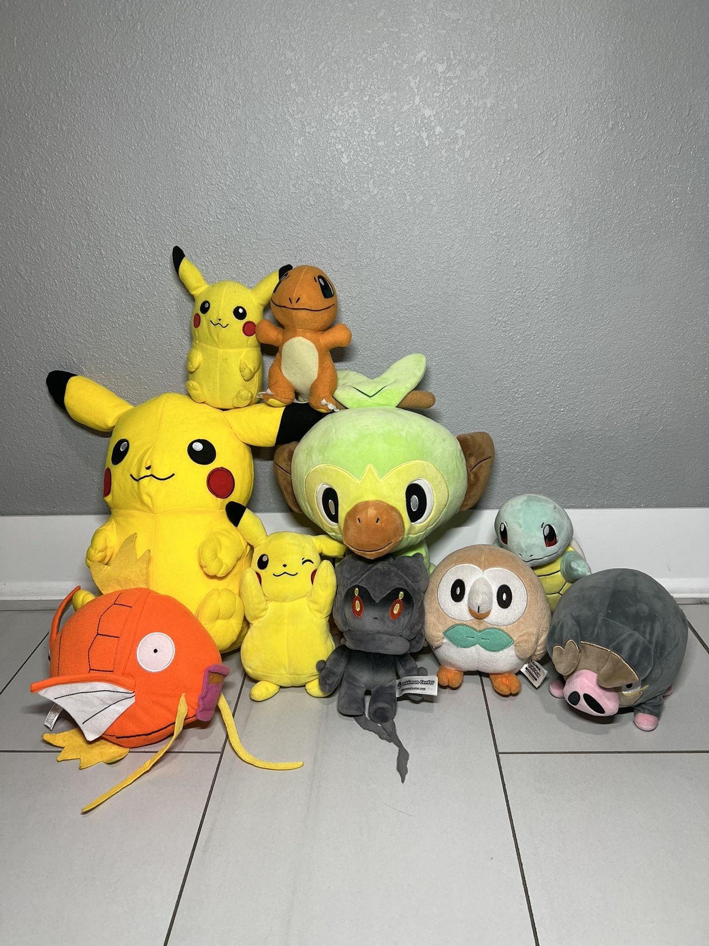 Lot Of 10 Pokemon Plushies