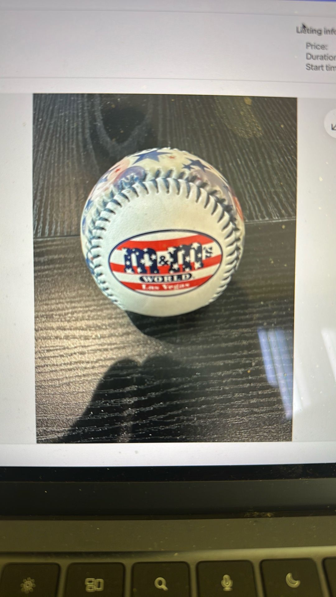 M & M'S WORLD HOLOGRAM LENTICULAR PATRIOTIC BASEBALL BY MARS -VINTAGE