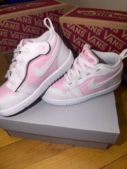 Nike easy on 8c brand new girl shoes