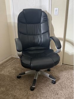 Black Faux Leather Chair 🪑