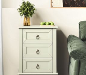 Light brown dresser
