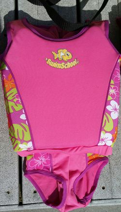 Little Girls Life Jacket..size 2..