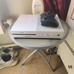 Selling them because I just got a new system 