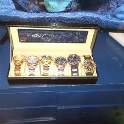6 Watches Different Sizes And Colors