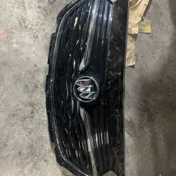 2022 Buick Envision Front Bumper Upper And Grille Oem