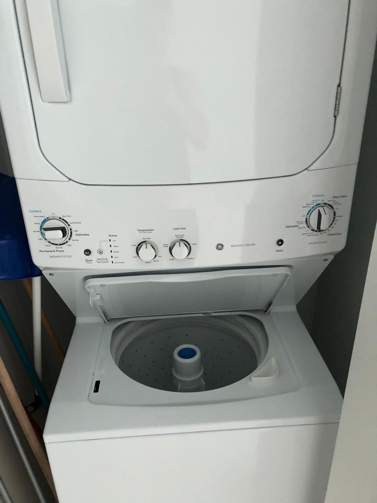 ge unitized spacemaker 3.8cuft washer and 5.9cuft electric dryer