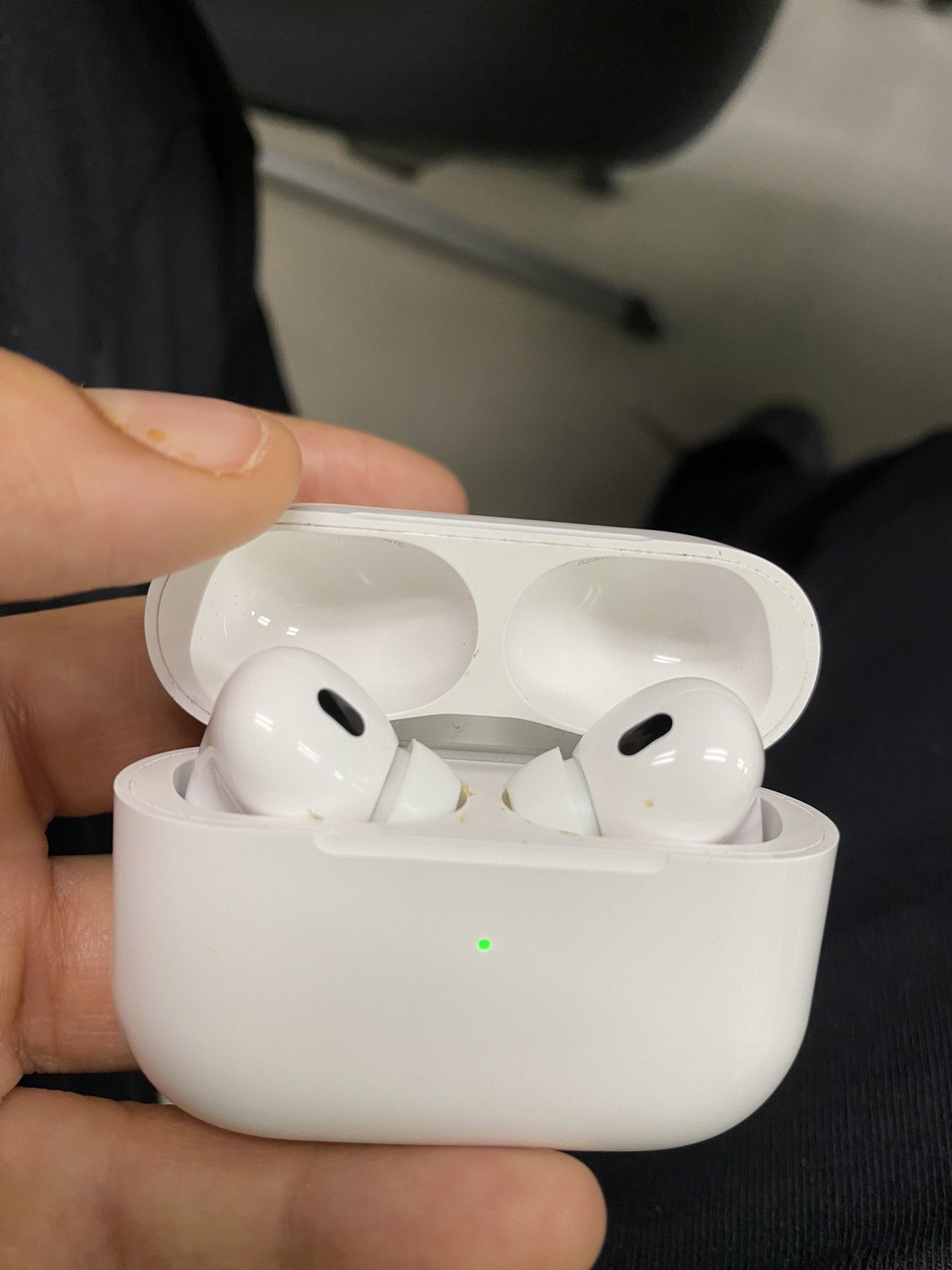AirPods