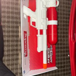 Supreme Super Soaker 
