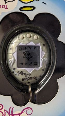 **RARE** VINTAGE #1810 Tamagotchi Angel 1997