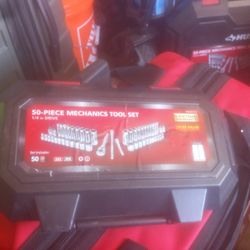 50 PIECE MECHANICS TOOL SET  1/4 IN DRIVE