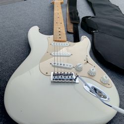 Fender Stratocaster Electric Guitar 