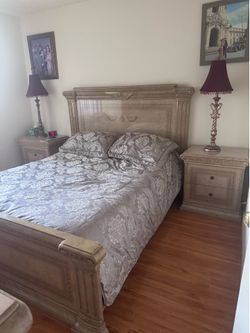 King size bed