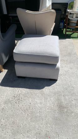 Grey ottoman  $10