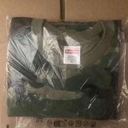 Supreme Arabic box logo