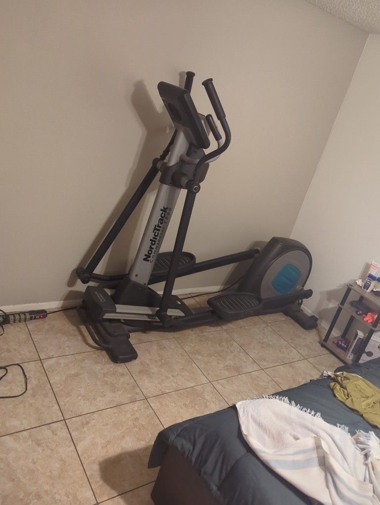 NordicTrack Commercial 1300 $150.00 OBO.