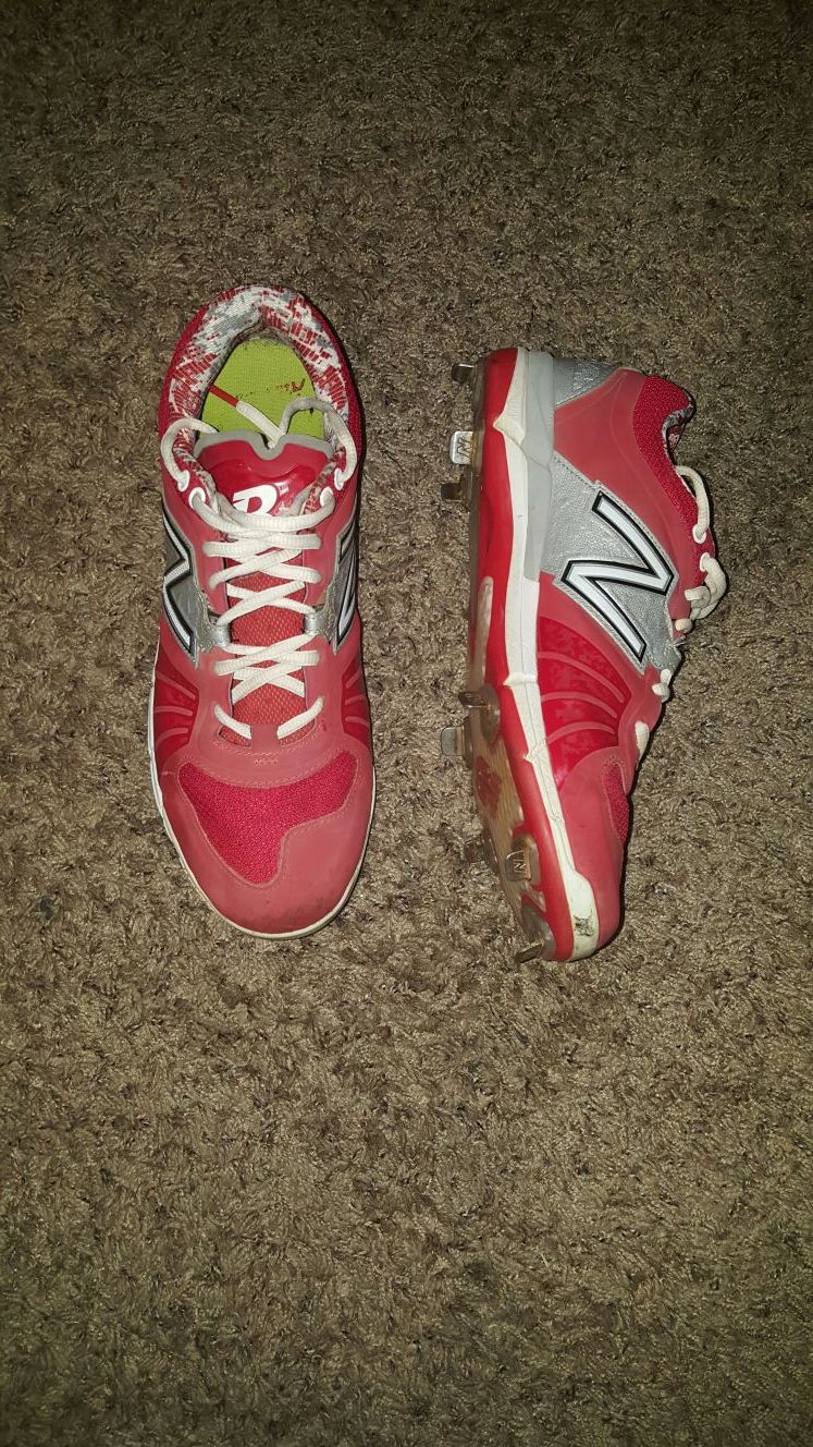 Red Rev lite RC New balance cleats