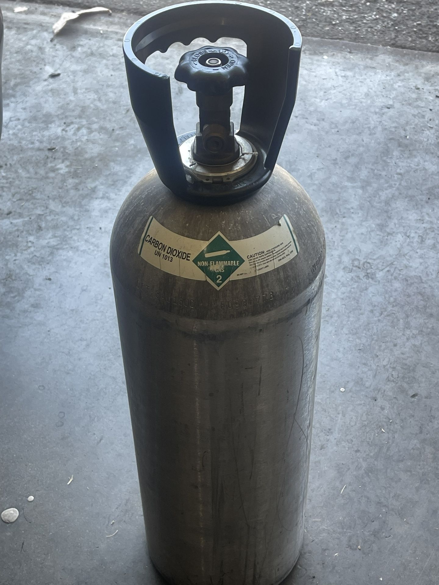 CO2 Tank Full $100