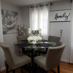 Round Dinning Table, Coffee Table & 2 End Table Set