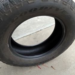 275/65/20 Used Tires  (All 4 TIRES)