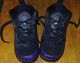 Kids NIKES Black And Purple 