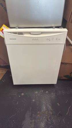 Nice like new Frigidaire dishwasher