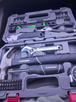 Husky 52 piece tool kit