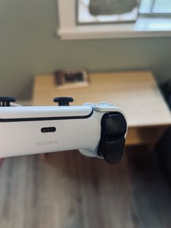 PlayStation 5 controller