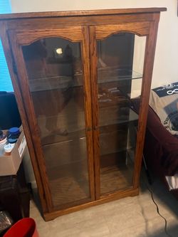 Glass collection cabinet