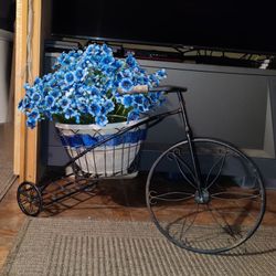Vintage Tricycle Floral Arrangement. Gorgeous Yard Art Or Baby Shower Present.  Flowers Are Brand New.
