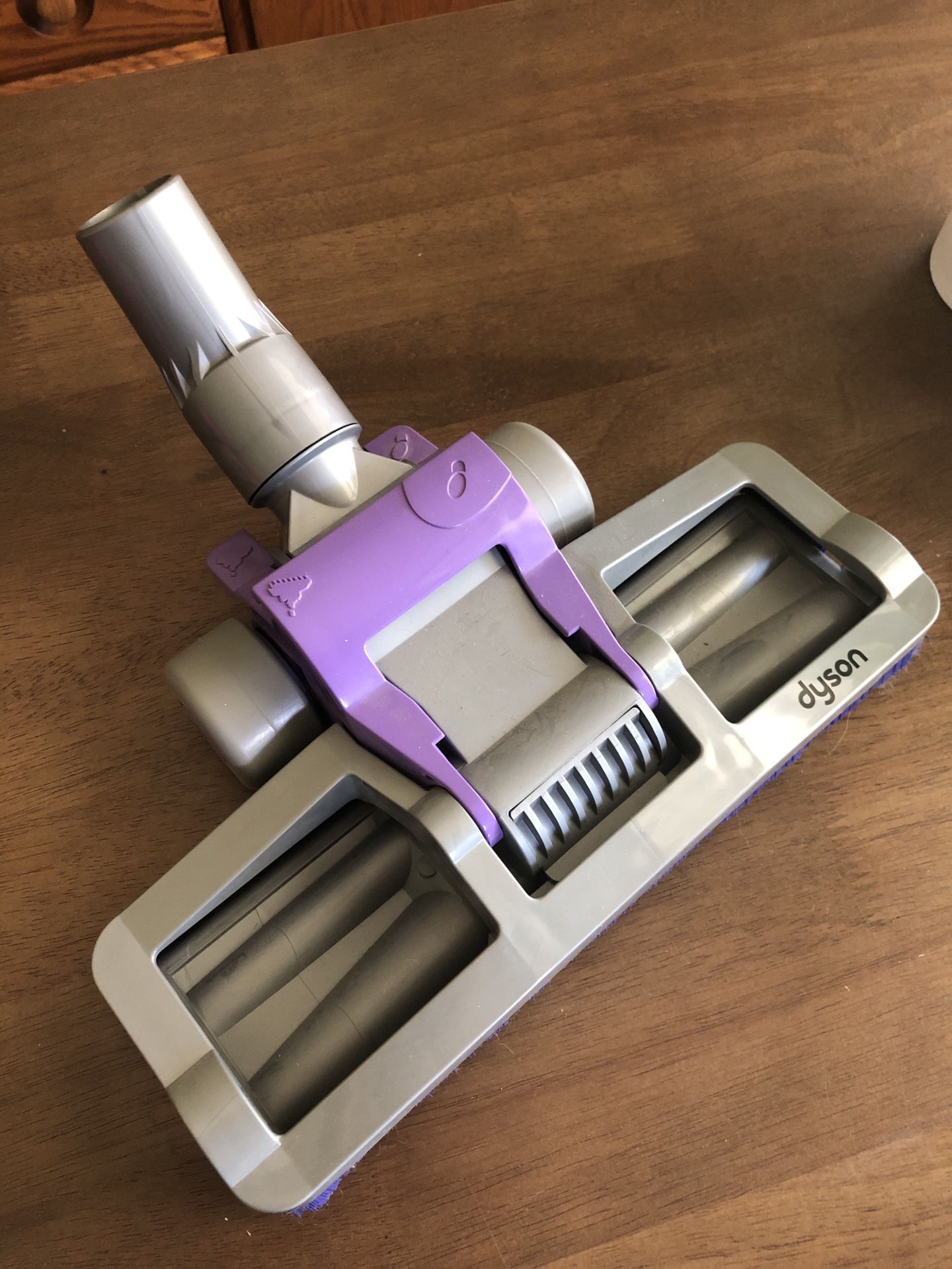 Vacuum attachments: Dyson & Shark