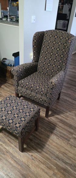 Wing back chair